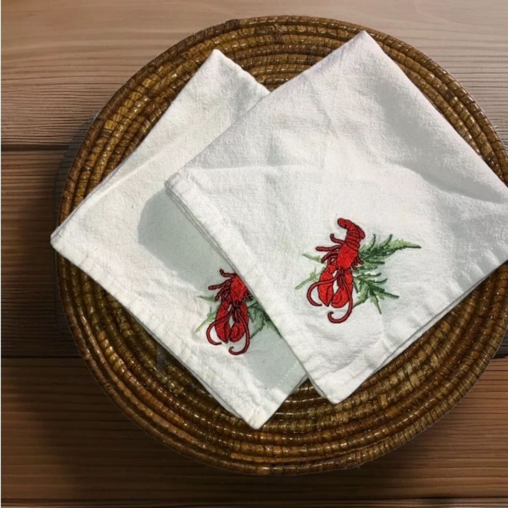Vintage Maine Lobster Embroidered Natural Cream 100% Cotton Napkins | Set Of 2